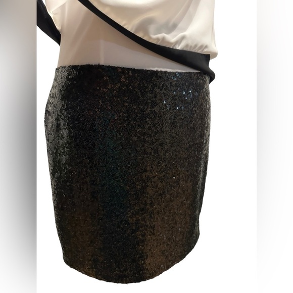 Laundry by Shelli Segal beautiful sequined dress size 6 - Picture 5 of 11